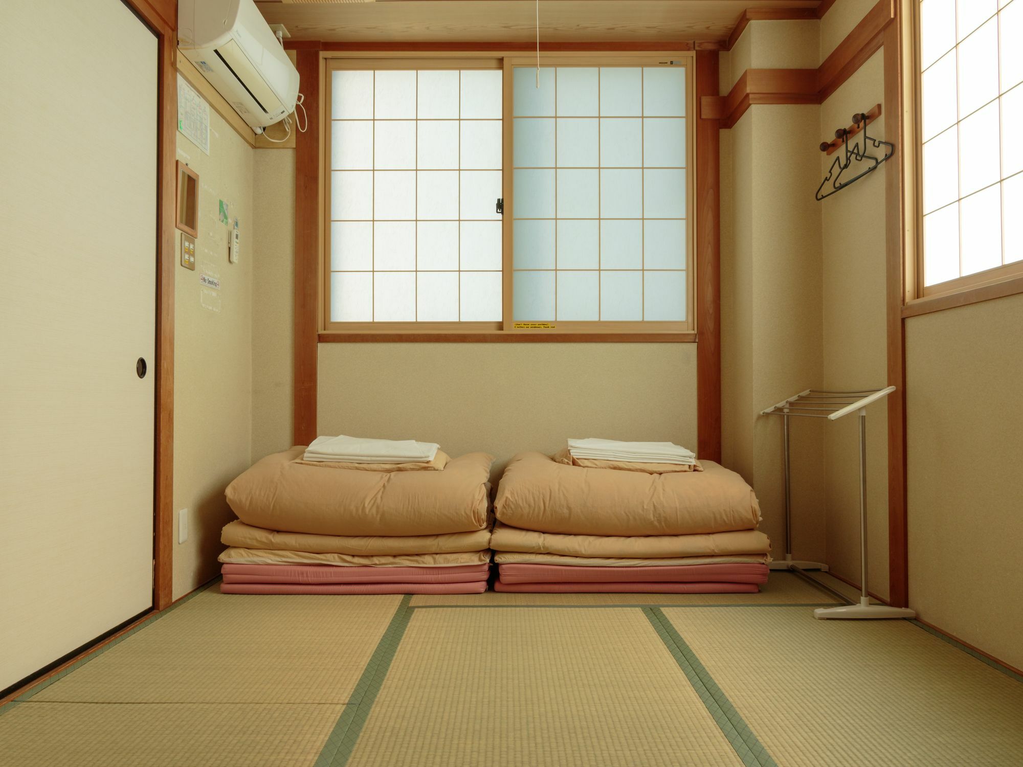 J-Hoppers Kyoto Guesthouse Exterior foto